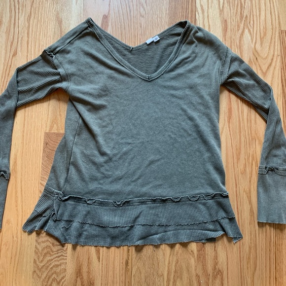 Olive green long sleeve - Picture 6 of 6